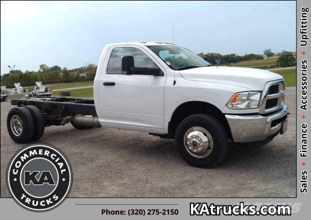 RAM 3500 TRADESMAN Fülkés alváz