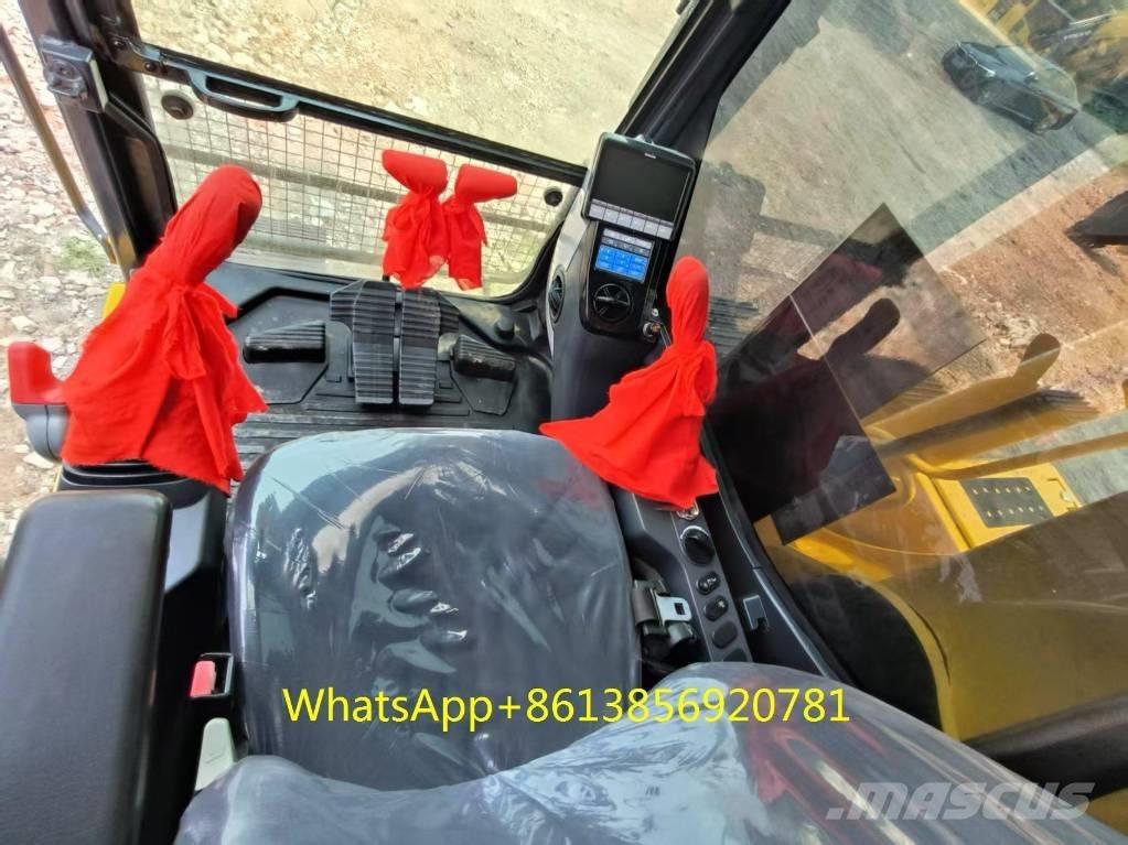 Komatsu PC 240-8 Közepes (midi) kotrók 7 t - 12 t