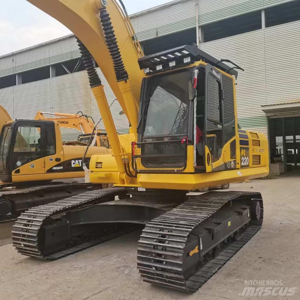 Komatsu PC 220-8 Lánctalpas kotrók