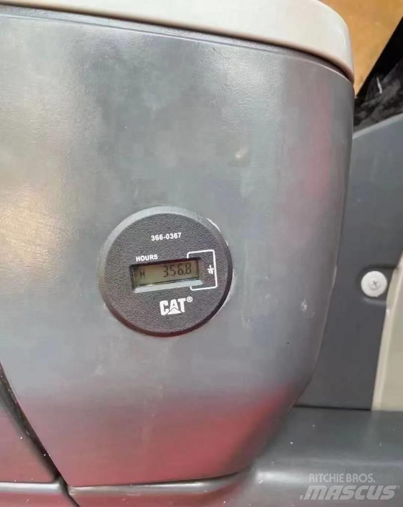 CAT 312 Lánctalpas kotrók