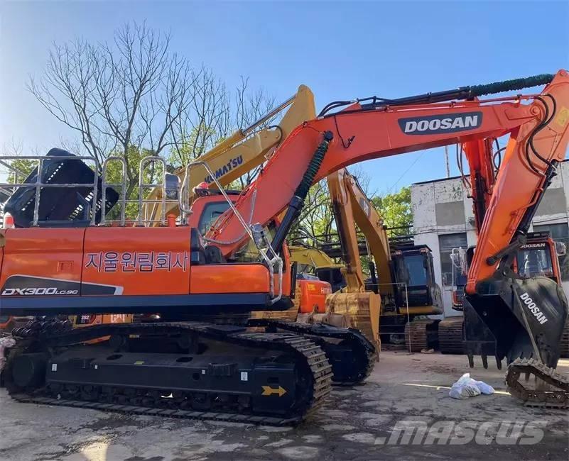 Doosan DX300LC-9C Lánctalpas kotrók