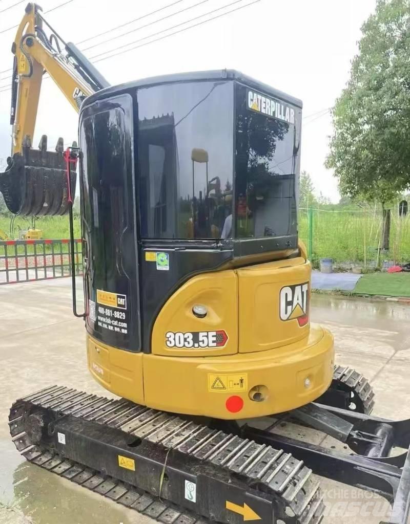 CAT 303.5 Mini kotrók < 7t