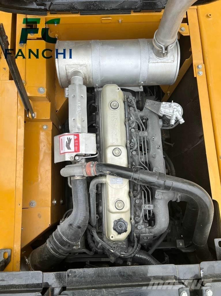 Sany SY 215 C-9 Lánctalpas kotrók