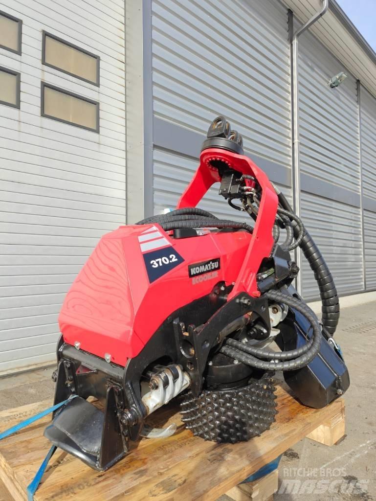 Komatsu 370.2 Betakarító fejek