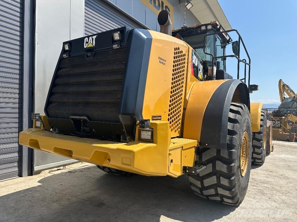 CAT 980M Gumikerekes homlokrakodók
