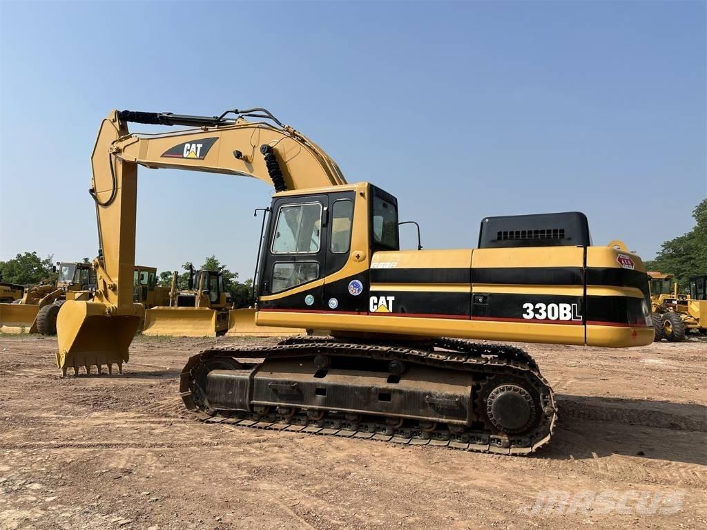 CAT 330 B L Lánctalpas kotrók