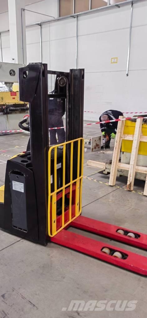 Hyster S 1.2 Gyalogkíséretű targonca