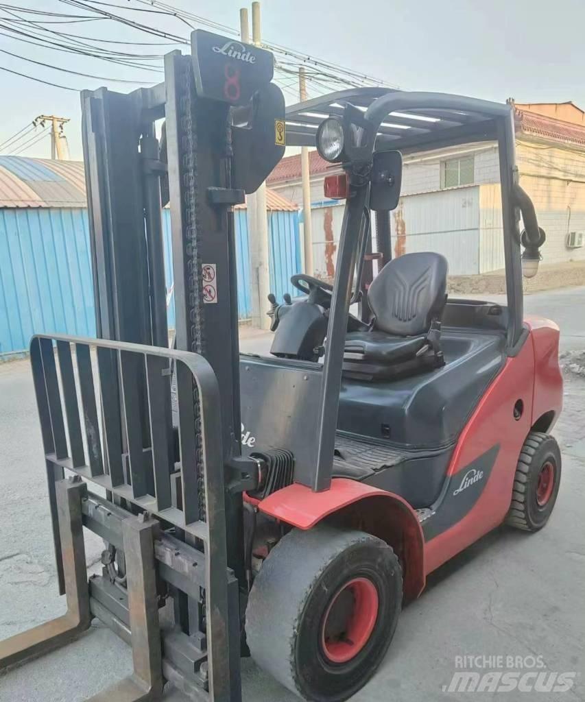 Linde H 30 D Dízel targoncák