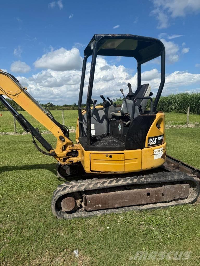 CAT 303.5 E CR Mini kotrók < 7t