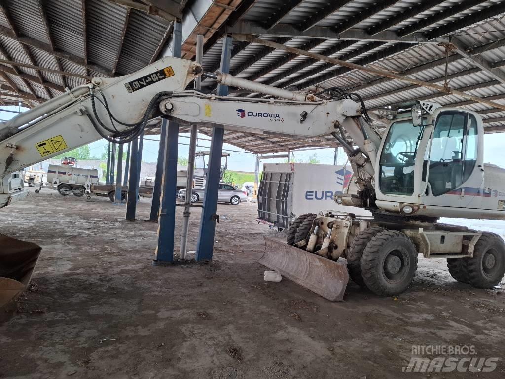 JCB JCB JS 175W Gumikerekes kotrók