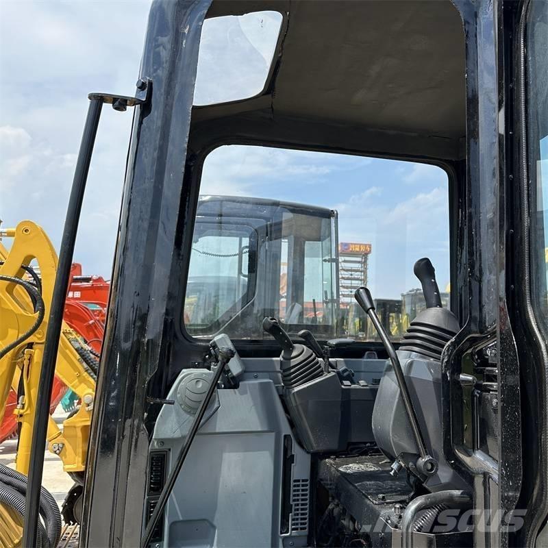 CAT 303.5 E Mini kotrók < 7t