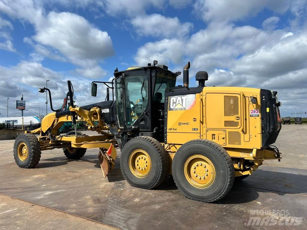 CAT 140M2 Gréderek