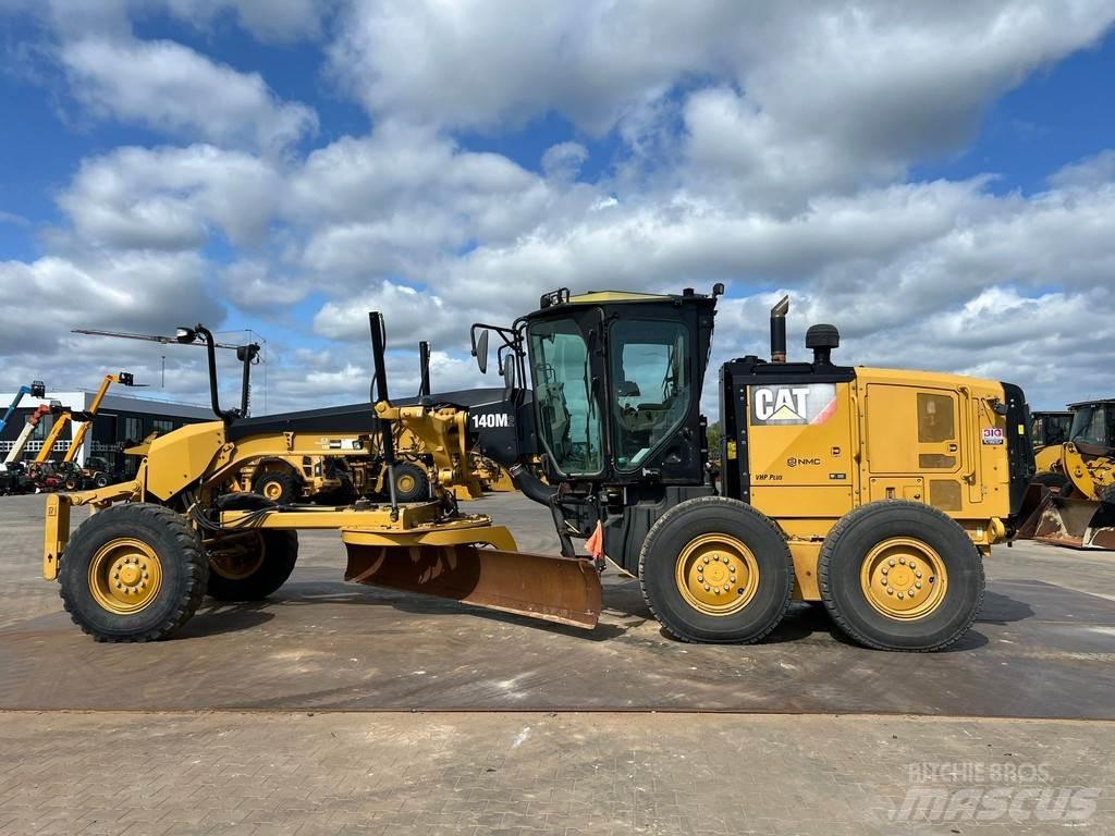CAT 140M2 Gréderek