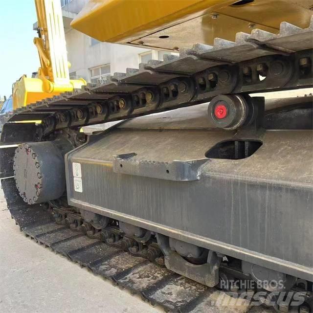 Komatsu PC 210-8 Lánctalpas kotrók