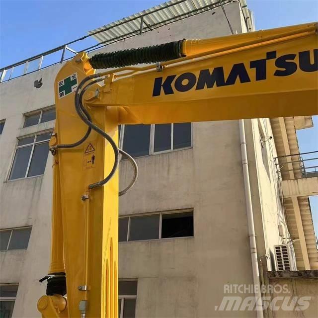 Komatsu PC 210-8 Lánctalpas kotrók