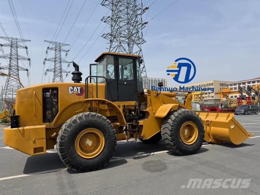 CAT 966H Gumikerekes homlokrakodók