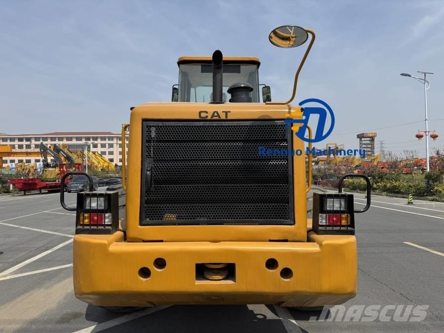 CAT 966H Gumikerekes homlokrakodók