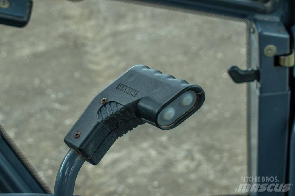Hamm HD 110 Ikerdobos hengerek