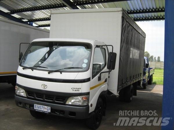 Toyota Dyna 7105 Elhúzható ponyvás