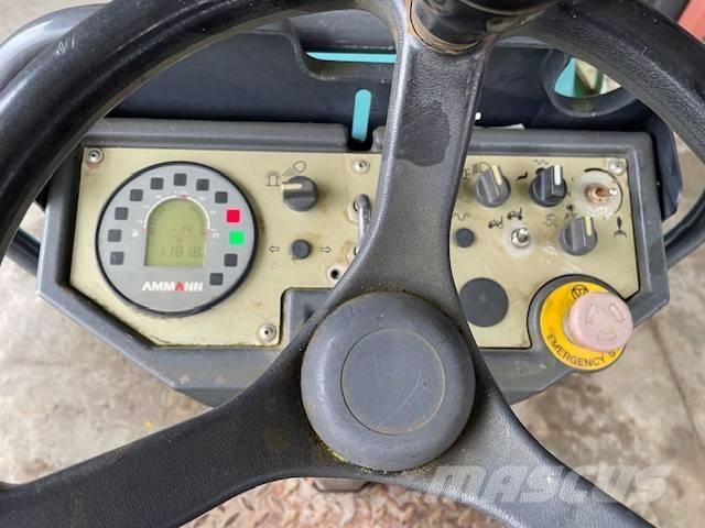 Ammann ARX 26.1-2 Ikerdobos hengerek