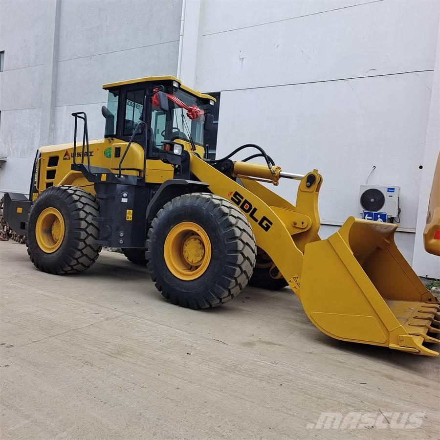 SDLG LG 958 L Gumikerekes homlokrakodók