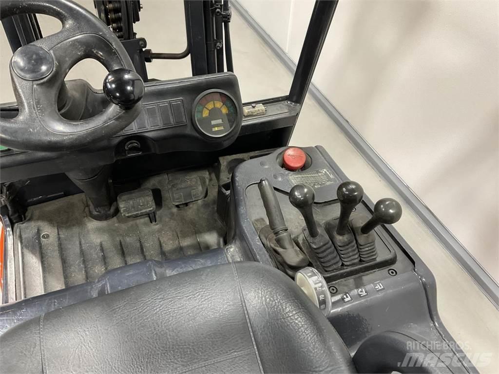 Linde E16C Elektromos targoncák