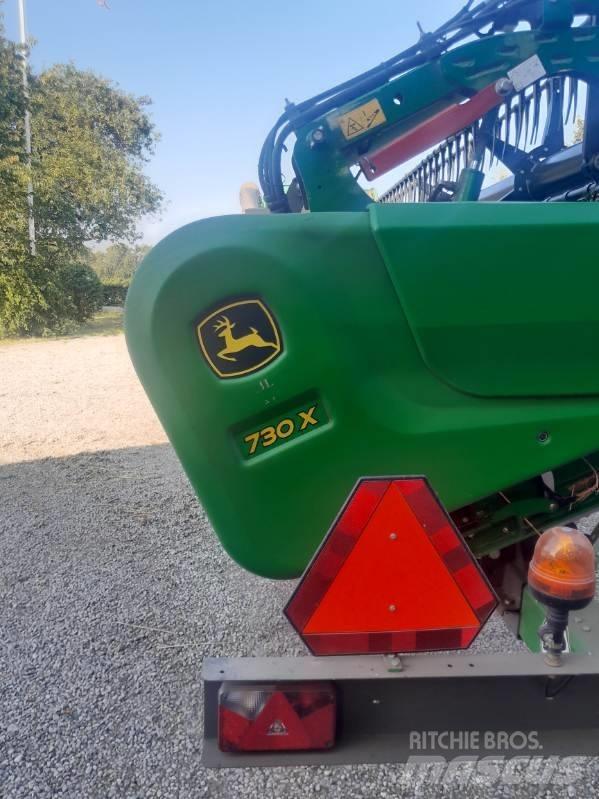 John Deere T 670 i Kombájnok
