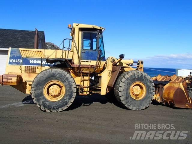 Komatsu WA 450 Gumikerekes homlokrakodók