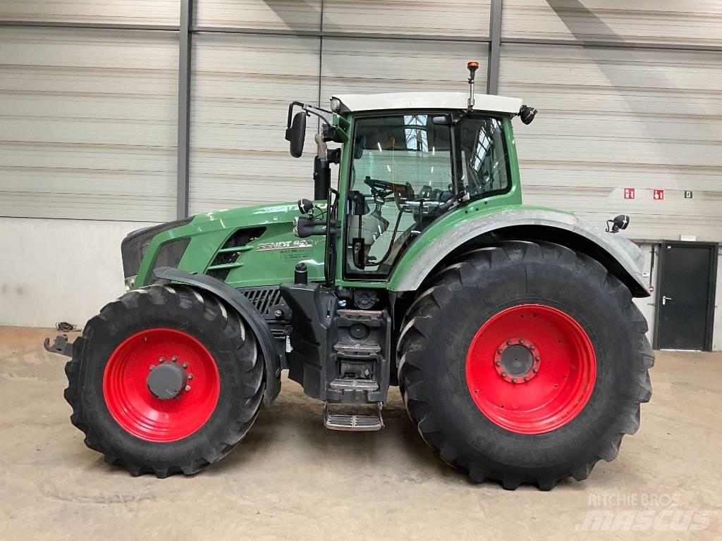 Fendt 828 Vario TMS Traktorok