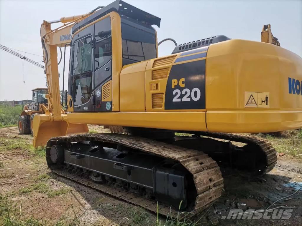 Komatsu PC 220-8 Lánctalpas kotrók