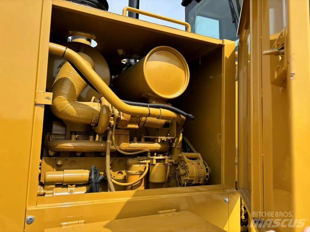 CAT 140 K Gréderek
