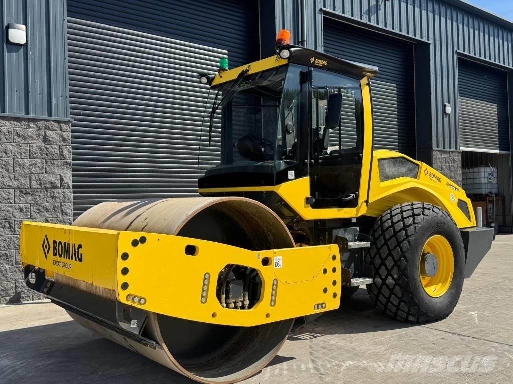 Bomag BW 213 D H-2 Egydobos hengerek