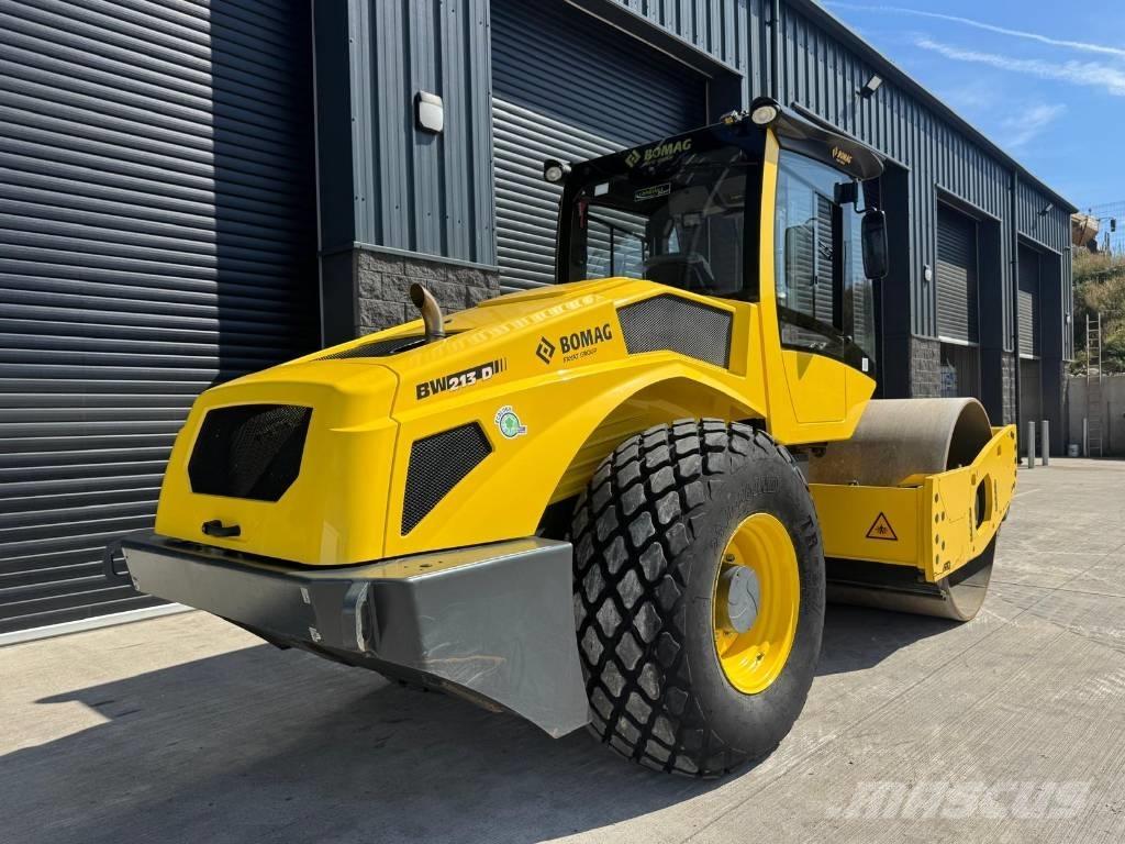 Bomag BW 213 D H-2 Egydobos hengerek