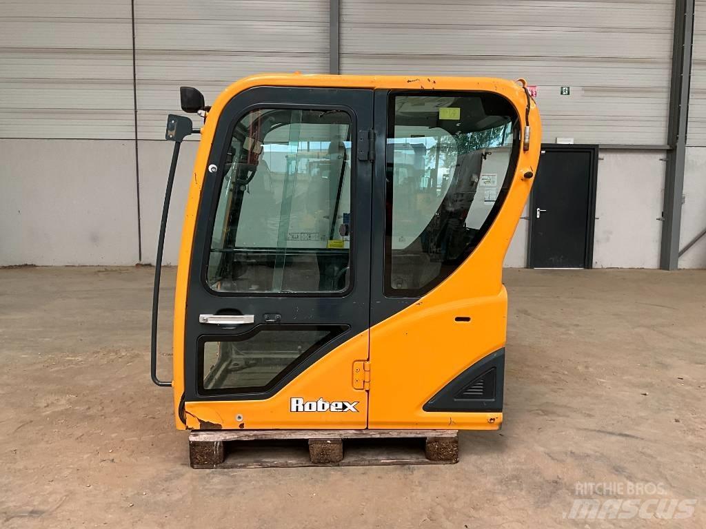 Hyundai Robex 55-9 A Vezetőfülke és belső tartozékok