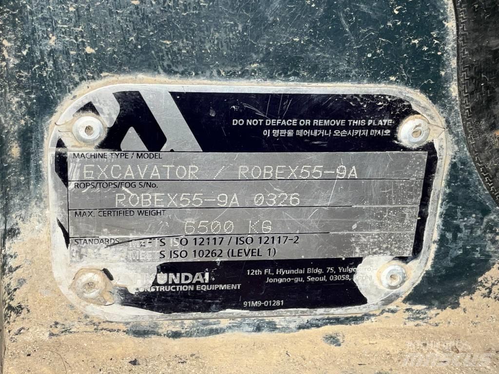 Hyundai Robex 55-9 A Vezetőfülke és belső tartozékok