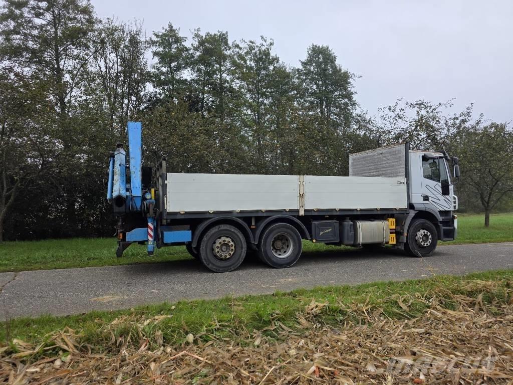 Iveco Stralis AD 420+ Platós / Ponyvás teherautók