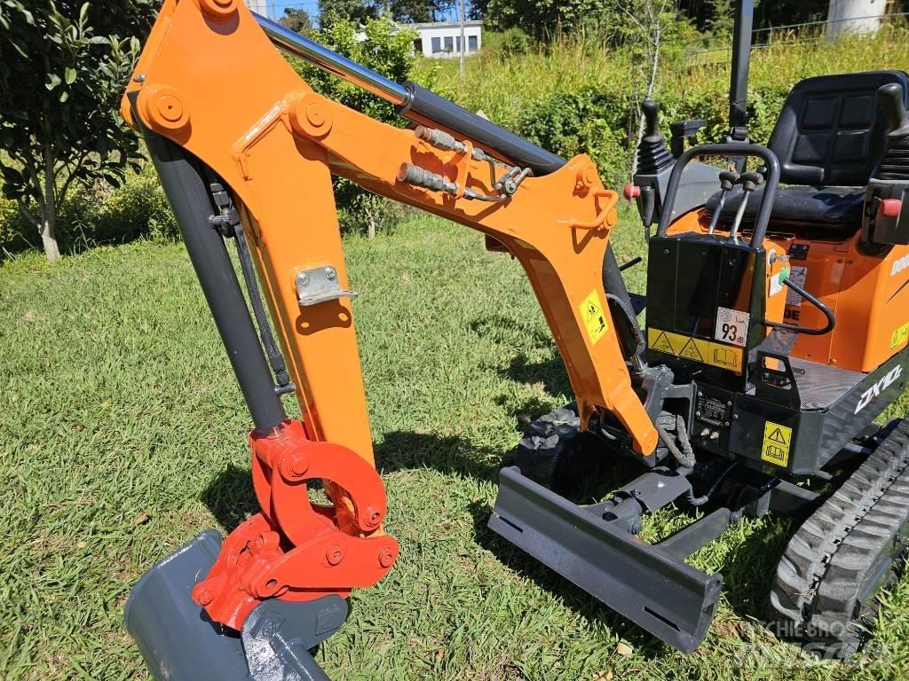 Doosan DX 10 Z Mini kotrók < 7t