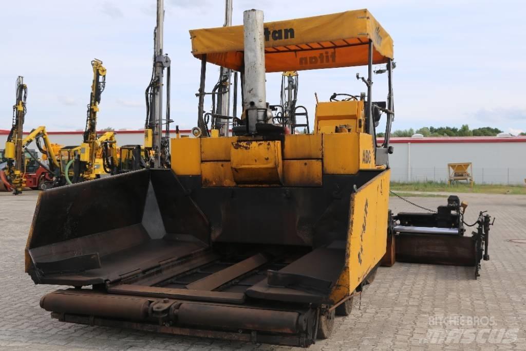 ABG Titan 455 Aszfalt terítõ gépek