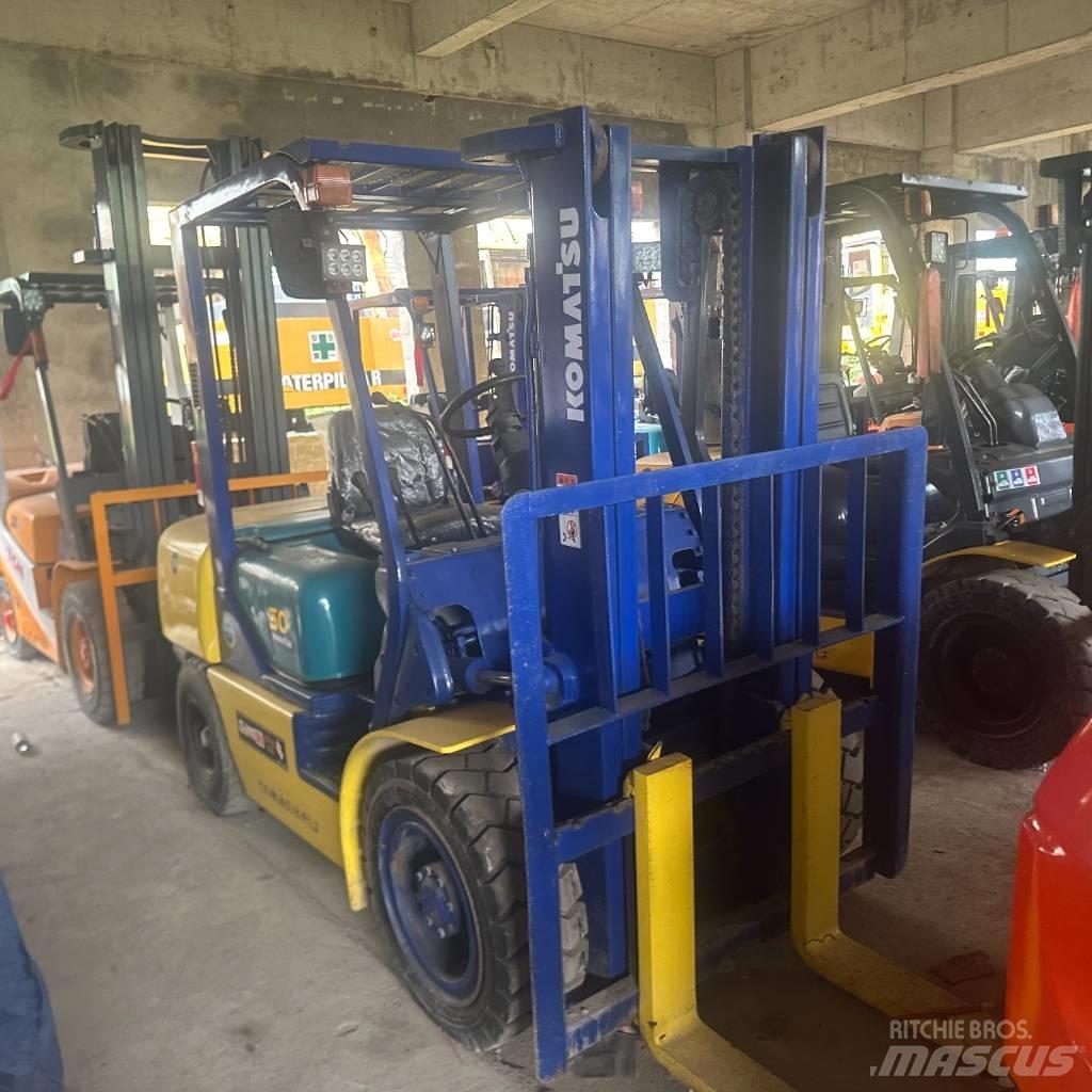 Komatsu F30T Dízel targoncák