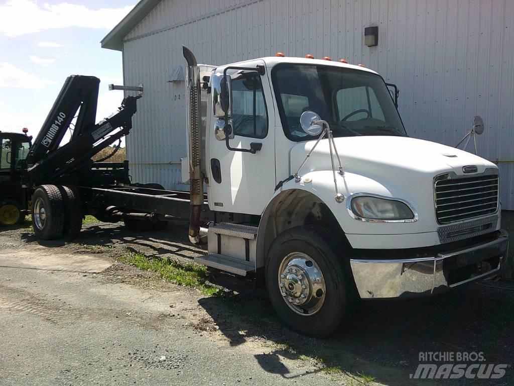Freightliner M2 Fülkés alváz
