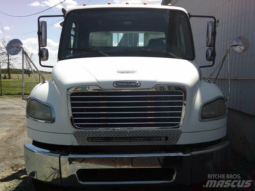 Freightliner M2 Fülkés alváz