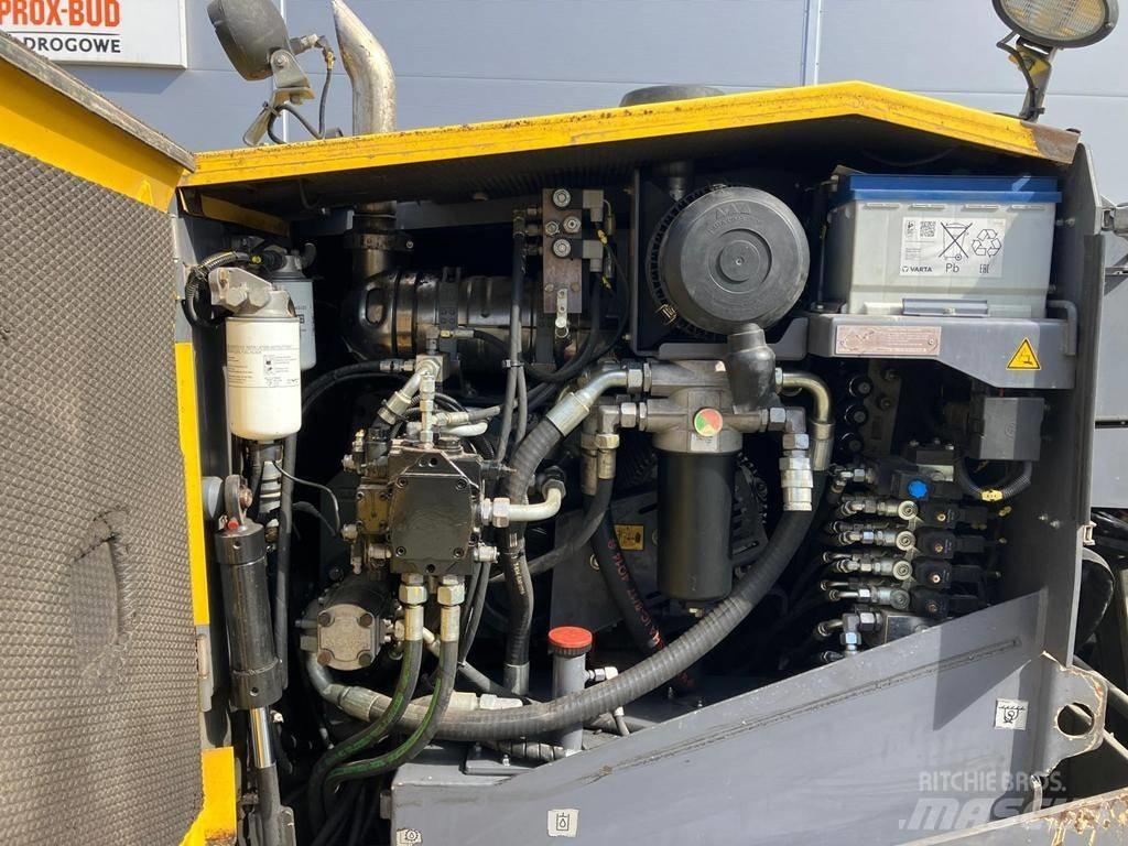 Dynapac F 1200 CS Aszfalt terítõ gépek