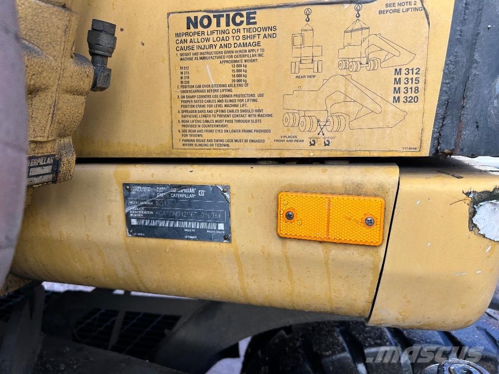 CAT M312 Gumikerekes homlokrakodók