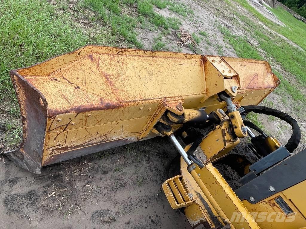 DEERE 450J LGP lánctalpas dózerek