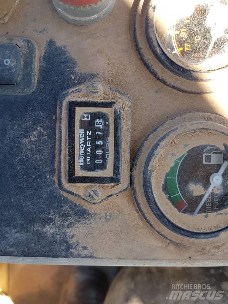 Volvo PT125 Pneumatikus kerekes hengerek