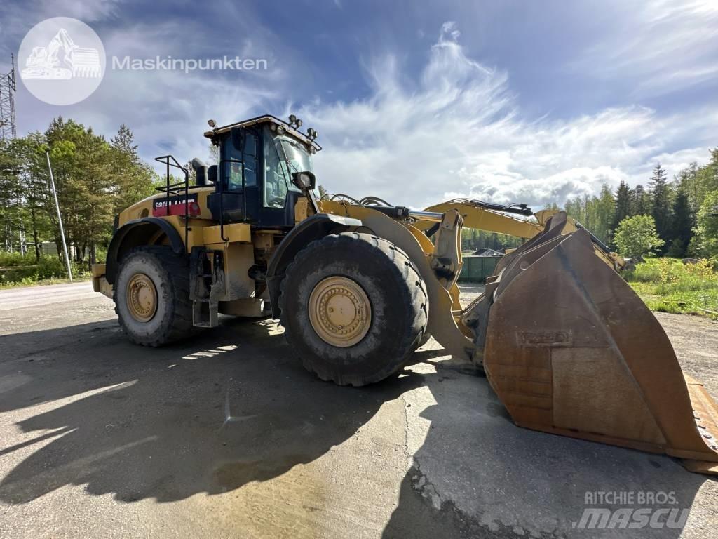 CAT 980 M Gumikerekes homlokrakodók