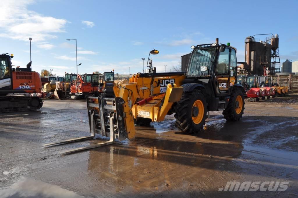 JCB 540-140 Teleszkópos rakodók