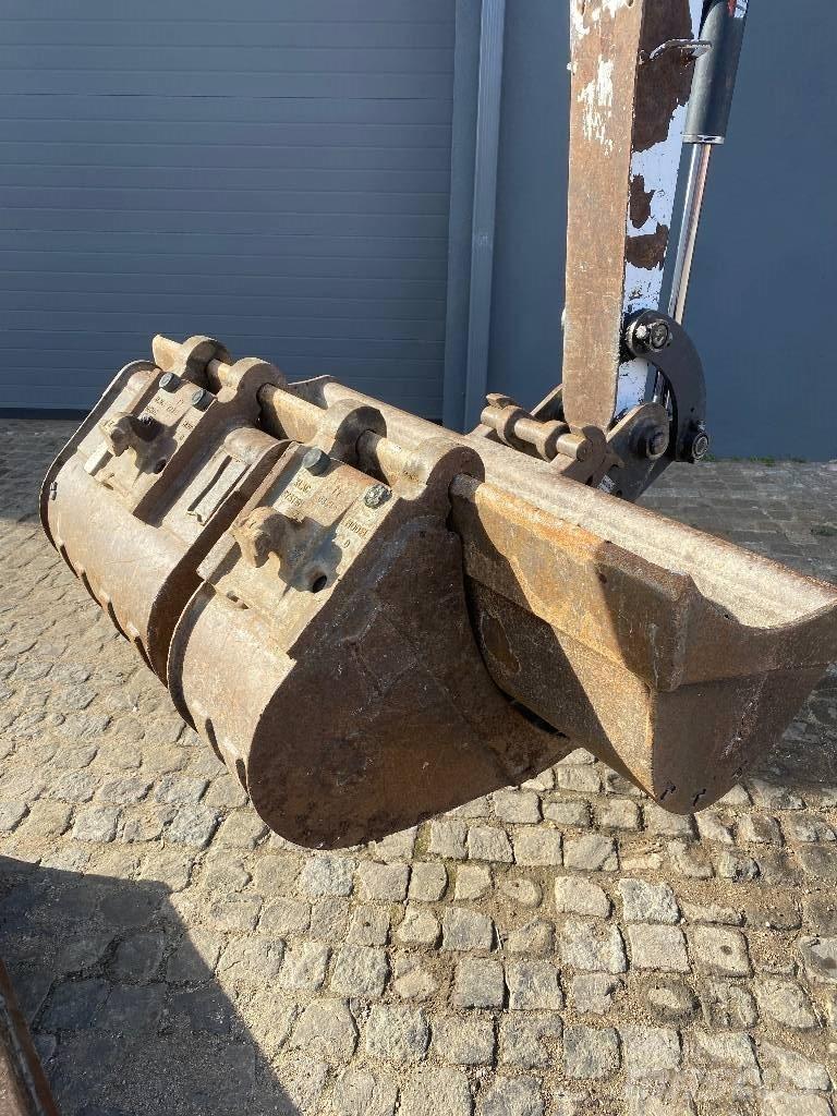 Bobcat E 26 Mini kotrók < 7t