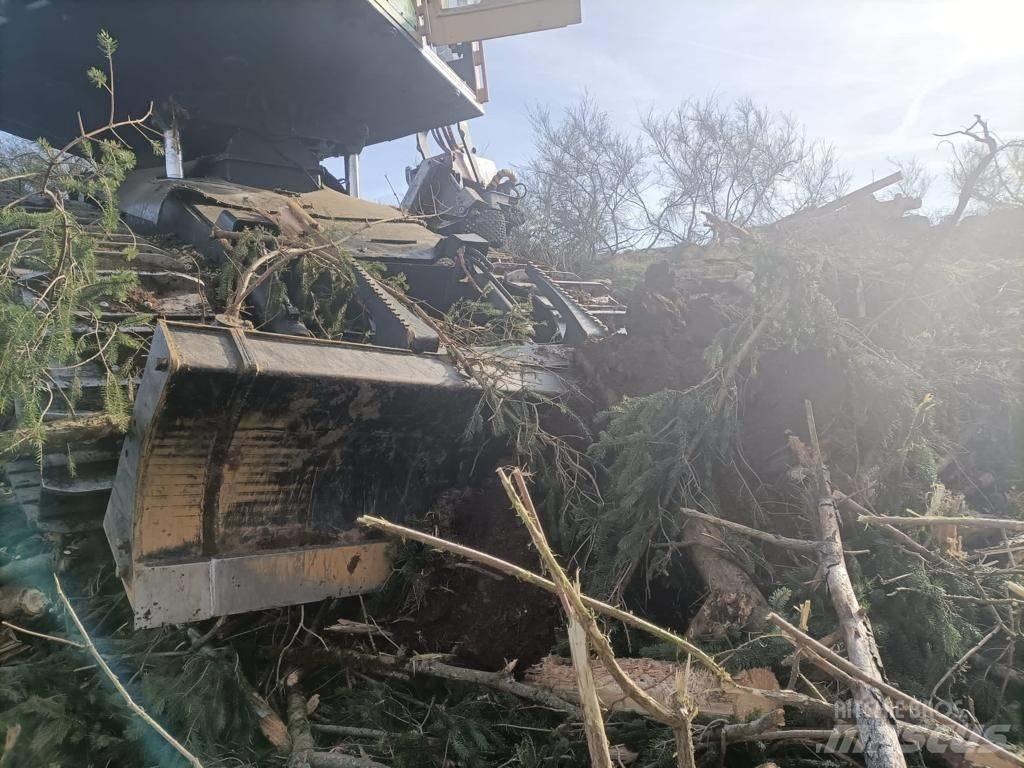 Timbco T445D Betakarítók