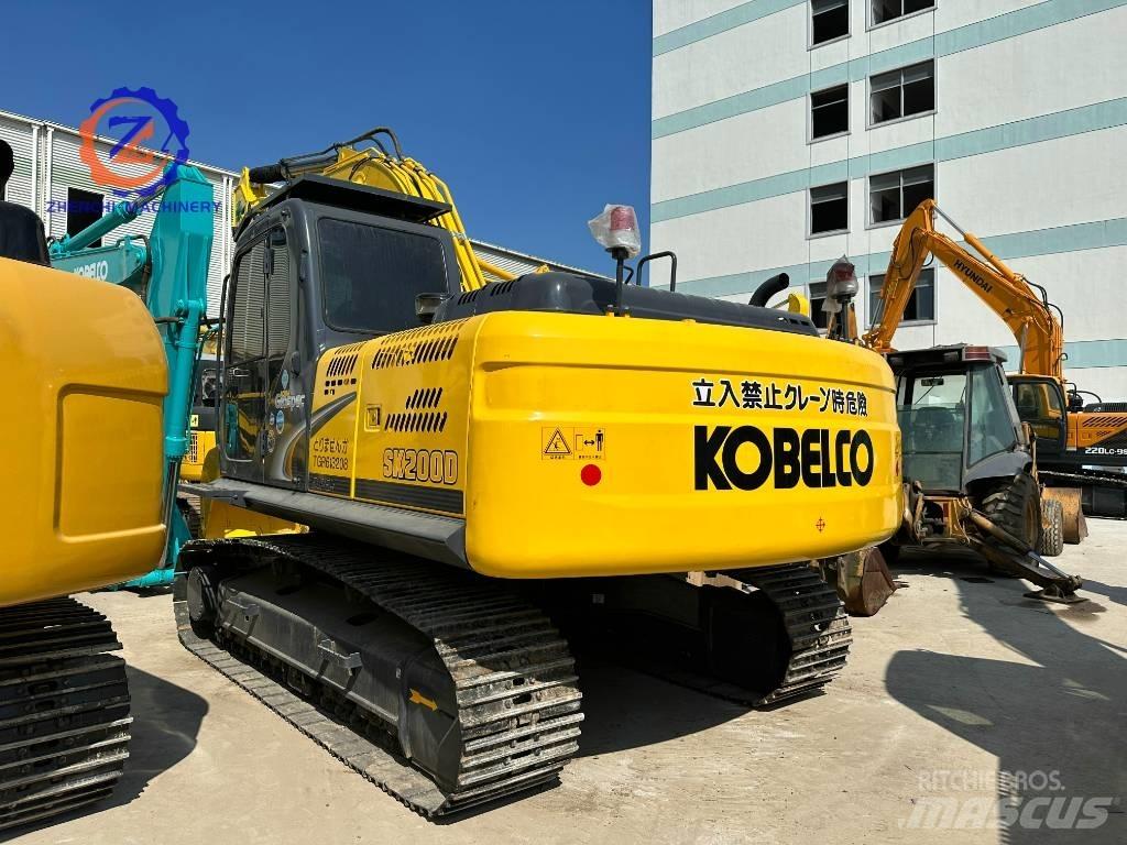 Kobelco SK 200 Lánctalpas kotrók